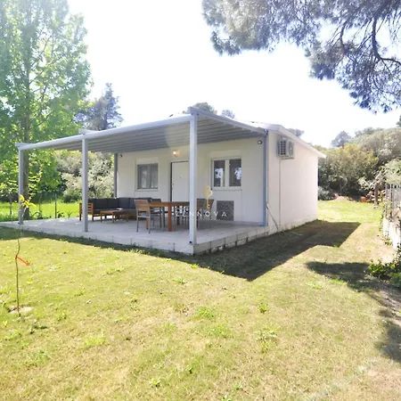 Prázdninový dům Zennova #29 Garden Family House *